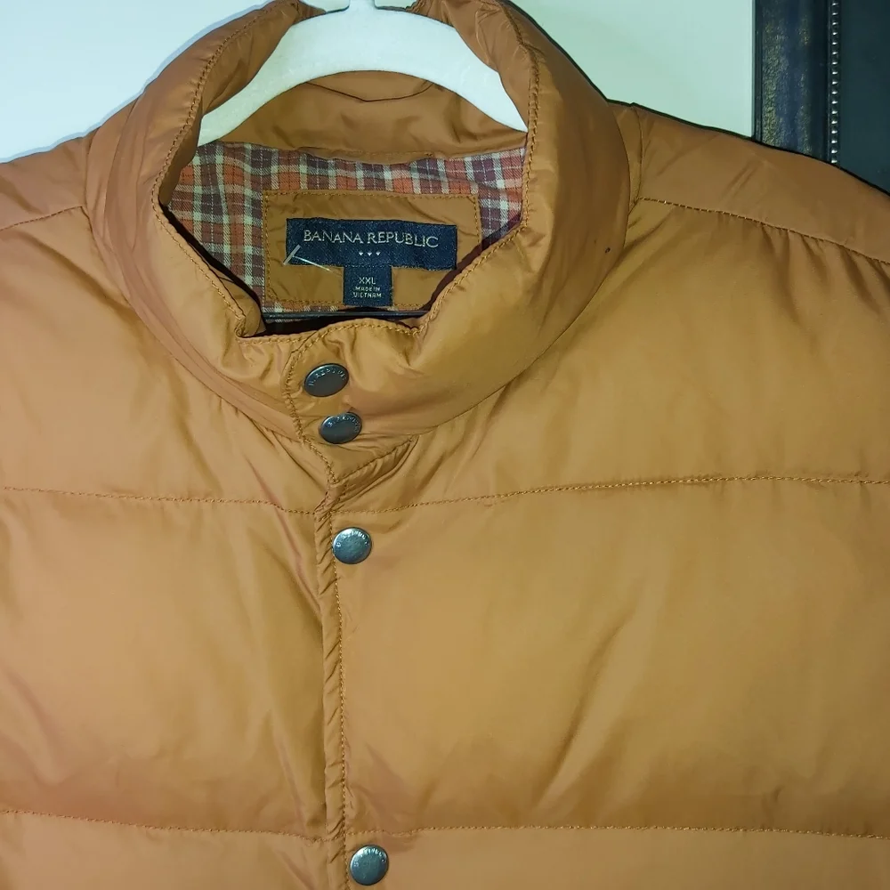 💢HOST PICK💢Banana Republic Quilted Vest - Picture 10 of 15